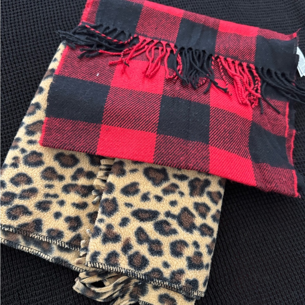 Old Navy Red and Black Plaid Scarf